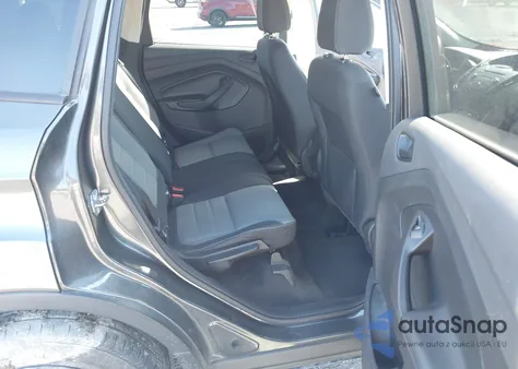 2017 Ford Escape S z USA, uszkodzony, nr VIN 1FMCU0F7XHUD67770